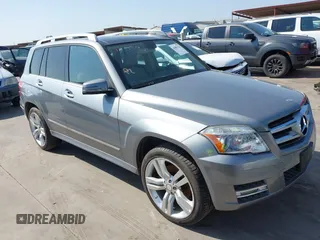 2012 Mercedes-Benz GLK with VIN WDCGG5GB5CF777865, listed as a IAAI auction lot 41882324 with 133,385 mi miles. Bid and sale history available at carsss.com. Image 1.