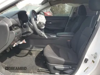 2024 Nissan Sentra SV z VIN 3N1AB8CV4RY204911, wystawiony jako Copart lot #47133605 z przebiegiem 17 207 mil mil oraz Szkoda całkowita • Salvage title. Historia ofert i sprzedaży dostępna na DreamBid. Obrazek 7.