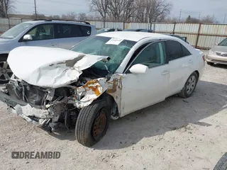 2009 Toyota Camry with VIN 4T4BE46K09R119846, listed as a IAAI auction lot 41808348 with 176,080 mi miles. Bid and sale history available at carsss.com. Image 2.