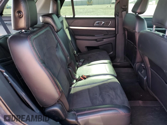 2019 Ford Explorer XLT z VIN 1FM5K8D88KGA39097, wystawiony jako Copart lot #61062594 z przebiegiem 35 578 mil mil oraz Szkoda całkowita • Salvage title. Historia ofert i sprzedaży dostępna na DreamBid. Obrazek 11.