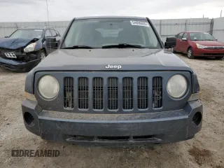 2008 Jeep Patriot Sport with VIN 1J8FF28W08D761587, listed as a Copart auction lot 54896085 with 230,886 mi miles and Clean Title. Bid and sale history available at carsss.com. Image 5.