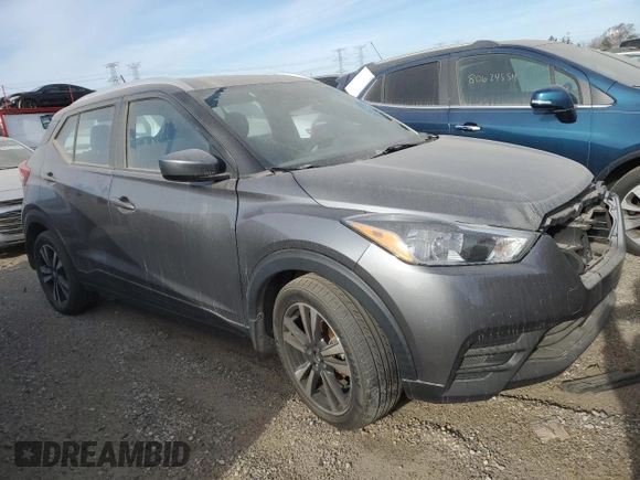 2020 Nissan Kicks SV with VIN 3N1CP5CV3LL550168, listed as a Copart auction lot 85027744 with 73,188 mi miles and Non Repairable. Bid and sale history available at DreamBid. Image 4.
