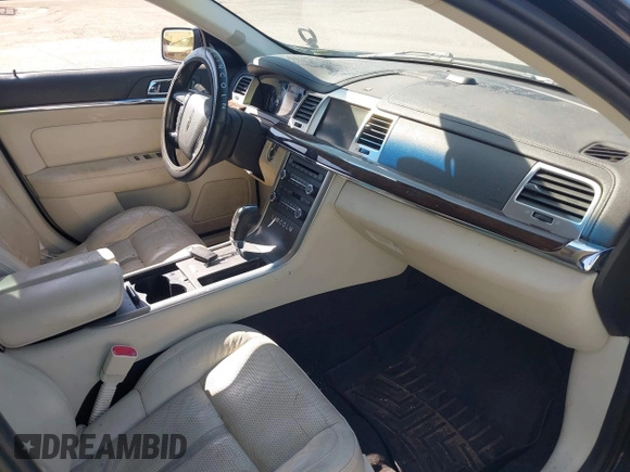 2009 Lincoln MKS with VIN 1LNHM94R79G624057, listed as a IAAI auction lot 42245738 with 156,641 mi miles and . Bid and sale history available at DreamBid. Image 5.