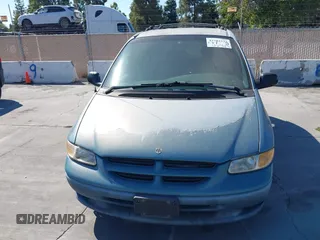 1999 Dodge Caravan SE with VIN 2B4GP45R1XR421019, listed as a IAAI auction lot 42782333 with 103,757 mi miles and . Bid and sale history available at DreamBid. Image 6.