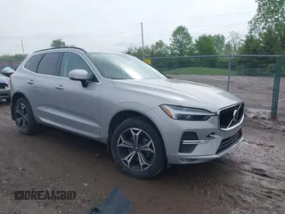 2022 Volvo XC60 Momentum z VIN YV4L12RK0N1997610, wystawiony jako IAAI lot #42202592 z przebiegiem 3580 mil mil oraz . Historia ofert i sprzedaży dostępna na DreamBid. Obrazek 1.