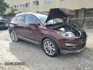 2017 Lincoln MKC Select with VIN 5LMCJ2C98HUL32796, listed as a Copart auction lot 44424905 with 99,321 mi miles and Salvage title. Bid and sale history available at DreamBid. Image 4.