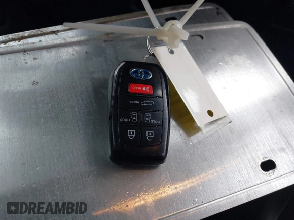 2023 Toyota Sienna XLE с VIN 5TDYRKEC9PS155998, выставлен на аукционе IAAI как лот 41888627 с пробегом 58 167 миль миль и . История ставок и продаж доступна на DreamBid. Изображение 11.