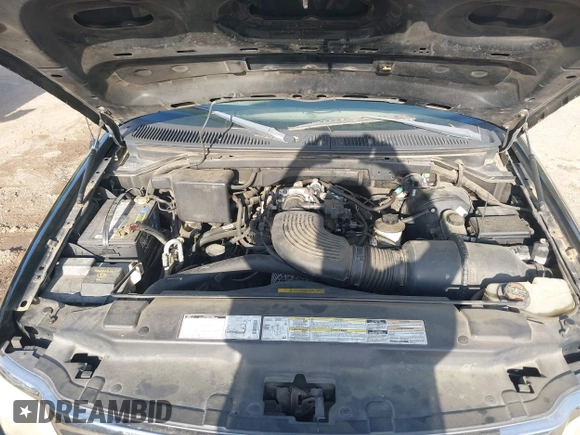 1998 Ford Expedition XLT with VIN 1FMRU1766WLC31063, listed as a IAAI auction lot 41959189 with 168,690 mi miles. Bid and sale history available at carsss.com. Image 10.