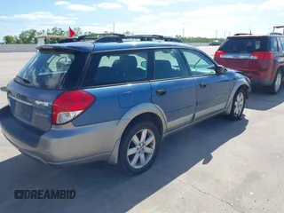 2008 Subaru Outback i with VIN 4S4BP61C287313369, listed as a IAAI auction lot 42045380 with 130,611 mi miles and . Bid and sale history available at DreamBid. Image 4.