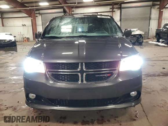 2019 Dodge Grand Caravan SXT with VIN 2C4RDGCG4KR546094, listed as a Copart auction lot 41982315 with 133,413 mi miles and Clean Title. Bid and sale history available at DreamBid. Image 5.