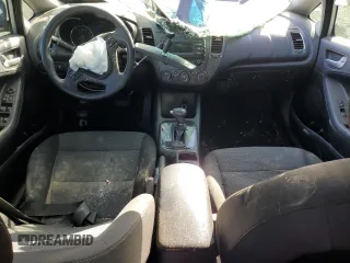2018 Kia Forte LX with VIN 3KPFK4A71JE241145, listed as a Copart auction lot 52135165 with Not Provided miles and Clean Title. Bid and sale history available at DreamBid. Image 8.