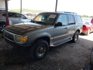 2000 Mercury Mountaineer with VIN 4M2ZU66P0YUJ13268, listed as a IAAI auction lot 42271864 with 243,104 mi miles and . Bid and sale history available at DreamBid. Image 18.
