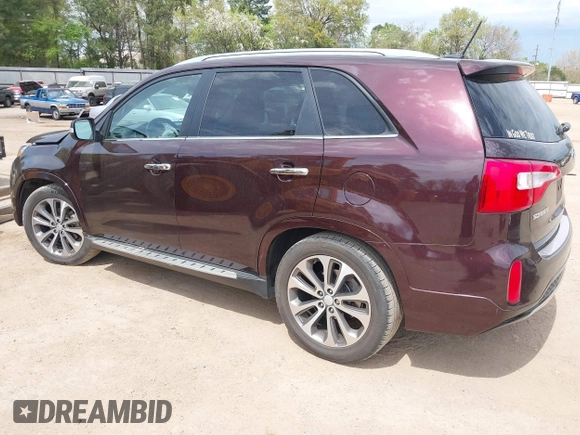 2015 Kia Sorento SX Limited with VIN 5XYKW4A72FG555027, listed as a IAAI auction lot 41884409 with 107,070 mi miles. Bid and sale history available at carsss.com. Image 3.