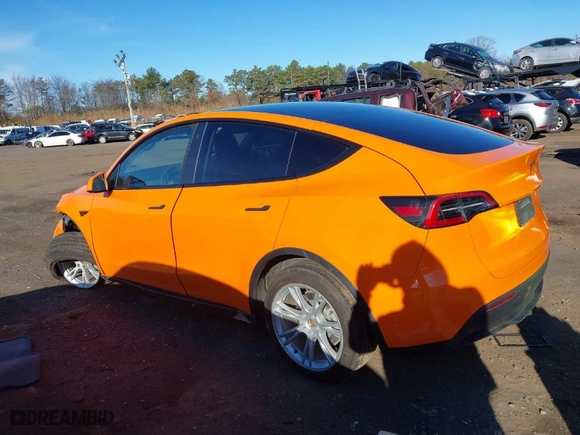 2022 Tesla Model Y Long Range with VIN 7SAYGDEE9NF419986, listed as a IAAI auction lot 40898922 with NaN miles. Bid and sale history available at carsss.com. Image 14.