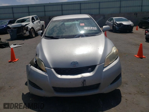 2009 Toyota Matrix S с VIN 2T1LE40E69C003134, выставлен на аукционе Copart как лот 62418905 с пробегом 218 217 миль миль и На запчасти • Non repairable. История ставок и продаж доступна на DreamBid. Изображение 5.