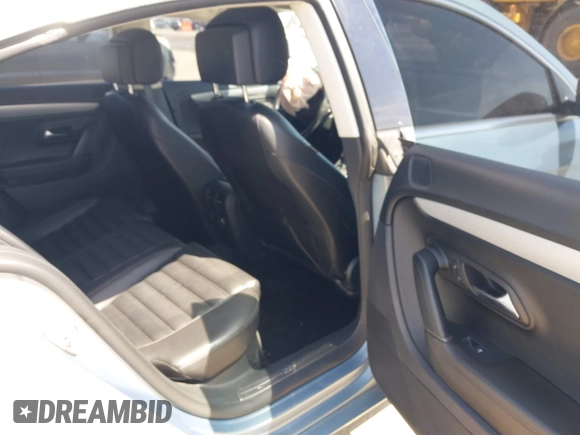 2013 Volkswagen CC Sport with VIN WVWBN7AN6DE536425, listed as a IAAI auction lot 42091513 with 180,753 mi miles. Bid and sale history available at carsss.com. Image 8.