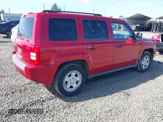 2007 Jeep Patriot Sport with VIN 1J8FT28W77D401093, listed as a IAAI auction lot 41751851 with 143,445 mi miles and . Bid and sale history available at DreamBid. Image 4.
