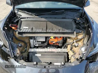 2024 Tesla Model Y Long Range z VIN 7SAYGDEE9RF186388, wystawiony jako Copart lot #58471595 z przebiegiem 23 185 mil mil oraz Szkoda całkowita • Salvage title. Historia ofert i sprzedaży dostępna na DreamBid. Obrazek 11.