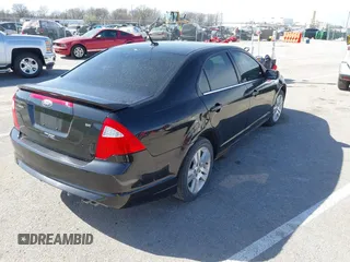 2011 Ford Fusion SE with VIN 3FAHP0HA8BR232236, listed as a IAAI auction lot 41819322 with 196,339 mi miles. Bid and sale history available at carsss.com. Image 4.