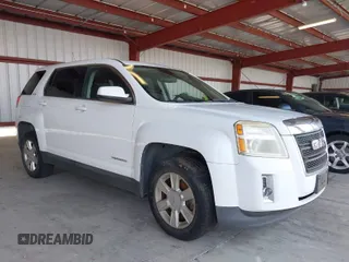 2010 GMC Terrain SLE-1 with VIN 2CTALBEW1A6327055, listed as a IAAI auction lot 39917704 with 152,645 mi miles. Bid and sale history available at carsss.com. Image 1.