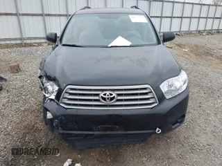 2008 Toyota Highlander z VIN JTEDS41AX82011514, wystawiony jako IAAI lot #41525724 z przebiegiem 225 844 mil mil oraz . Historia ofert i sprzedaży dostępna na DreamBid. Obrazek 12.