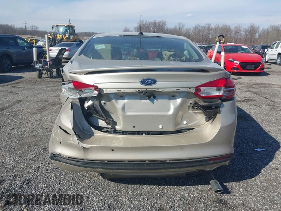 2018 Ford Fusion SE with VIN 3FA6P0H72JR127203, listed as a IAAI auction lot 41642076 with 74,034 mi miles. Bid and sale history available at carsss.com. Image 17.