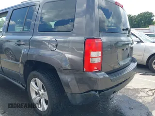 2015 Jeep Patriot Latitude с VIN 1C4NJPFB8FD419929, выставлен на аукционе IAAI как лот 42315972 с пробегом 176 735 миль миль и . История ставок и продаж доступна на DreamBid. Изображение 6.