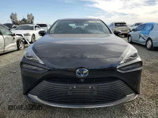 2021 Toyota Mirai XLE with VIN JTDAAAAA9MA003624, listed as a Copart auction lot 47292825 with 35,077 mi miles and Salvage Title. Bid and sale history available at carsss.com. Image 5.