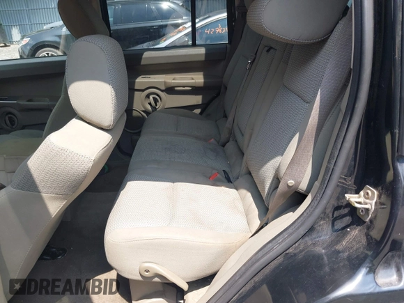 2006 Jeep Commander with VIN 1J8HG48K56C324296, listed as a IAAI auction lot 42735532 with 143,009 mi miles and . Bid and sale history available at DreamBid. Image 8.