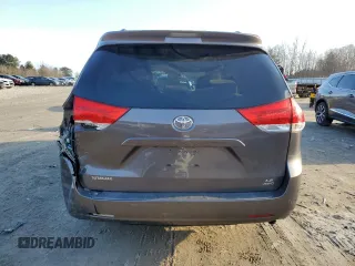 2011 Toyota Sienna LE with VIN 5TDJK3DC1BS026885, listed as a Copart auction lot 41951215 with 56,239 mi miles and Clean Title. Bid and sale history available at carsss.com. Image 6.