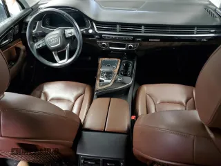 2018 Audi Q7 Prestige z VIN WA1VAAF74JD014629, wystawiony jako Copart lot #51574855 z przebiegiem Nie podano mil oraz Szkoda całkowita • Salvage title. Historia ofert i sprzedaży dostępna na DreamBid. Obrazek 8.