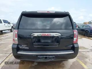 2016 GMC Yukon Denali z VIN 1GKS1CKJXGR159342, wystawiony jako IAAI lot #42045197 z przebiegiem 177 498 mil mil oraz . Historia ofert i sprzedaży dostępna na DreamBid. Obrazek 16.