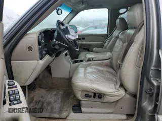 2002 Chevrolet Suburban Z71 with VIN 3GNFK16Z72G232892, listed as a Copart auction lot 44151705 with 0 mi miles and Salvage Title. Bid and sale history available at carsss.com. Image 7.