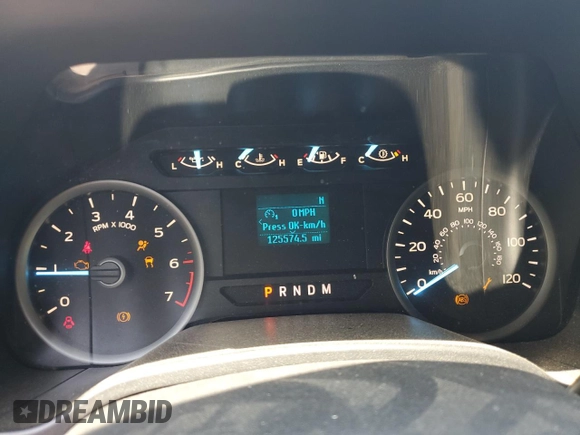 2018 Ford F-150 XL с VIN 1FTEW1E5XJFC79289, выставлен на аукционе Copart как лот 61224445 с пробегом 125 574 миль миль и Списание • Salvage title. История ставок и продаж доступна на DreamBid. Изображение 9.