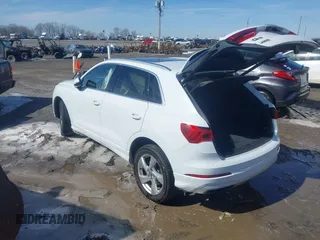 2020 Audi Q3 Premium with VIN WA1AECF31L1098425, listed as a IAAI auction lot 41640806 with 100,462 mi miles and . Bid and sale history available at DreamBid. Image 3.