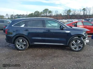 2022 Kia Sorento Plug-In Hybrid SX with VIN KNDRJDLH6N5113698, listed as a IAAI auction lot 41852902 with 35,729 mi miles. Bid and sale history available at carsss.com. Image 13.