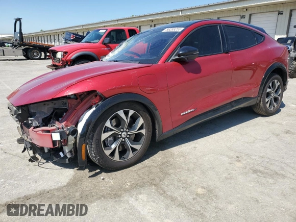 2021 Ford Mustang Mach-E Premium z VIN 3FMTK3SUXMMA10218, wystawiony jako Copart lot #56288255 z przebiegiem 63 334 mil mil oraz Szkoda całkowita • Salvage title. Historia ofert i sprzedaży dostępna na DreamBid. Obrazek 1.