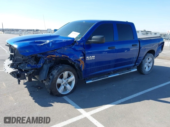 2015 Ram 1500 Express z VIN 1C6RR7KTXFS600736, wystawiony jako IAAI lot #41930522 z przebiegiem 79 805 mil mil oraz . Historia ofert i sprzedaży dostępna na DreamBid. Obrazek 2.