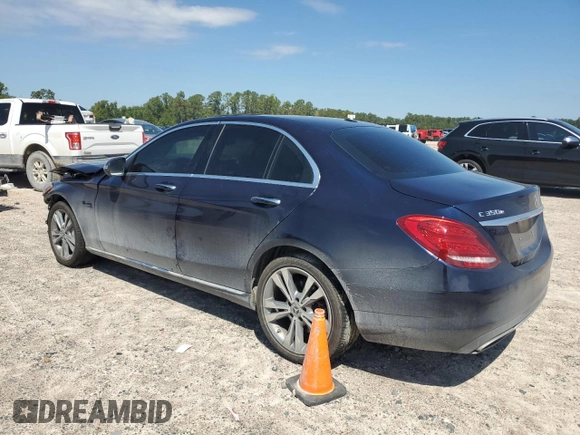 2018 Mercedes-Benz C 350e with VIN 55SWF4HB4JU262496, listed as a Copart auction lot 70704394 with 99,518 mi miles and Clean title. Bid and sale history available at DreamBid. Image 2.