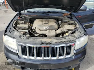 2013 Jeep Grand Cherokee Laredo with VIN 1C4RJFAG4DC505515, listed as a Copart auction lot 50211925 with 0 mi miles and Salvage Title. Bid and sale history available at carsss.com. Image 12.