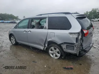 2015 Toyota Sienna LE AAS with VIN 5TDKK3DC5FS550258, listed as a Copart auction lot 58069915 with 138,260 mi miles and Salvage title. Bid and sale history available at DreamBid. Image 2.