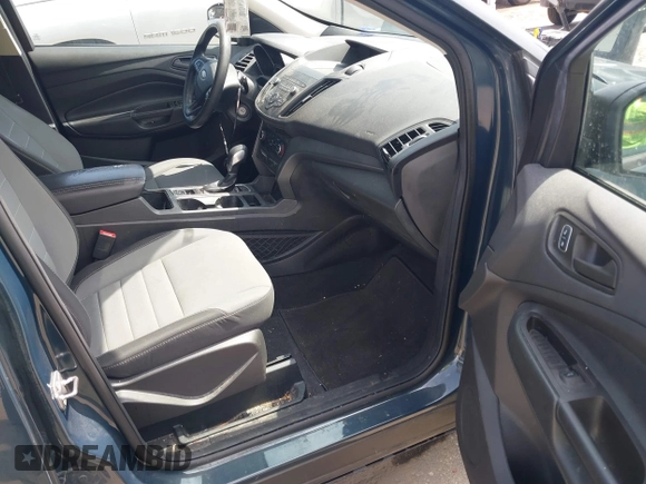 2019 Ford Escape S с VIN 1FMCU0F7XKUB11720, выставлен на аукционе IAAI как лот 41998032 с пробегом 149 058 миль миль и . История ставок и продаж доступна на DreamBid. Изображение 5.