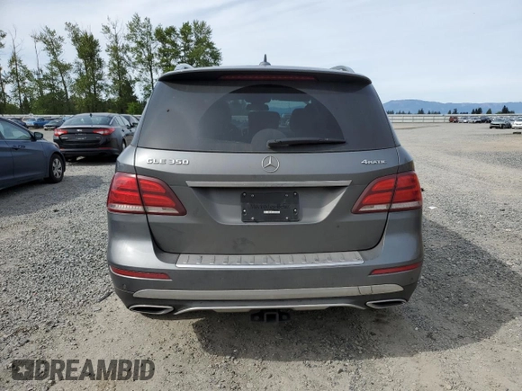 2018 Mercedes-Benz GLE 350 z VIN 4JGDA5HB8JB000766, wystawiony jako Copart lot #55863545 z przebiegiem 62 537 mil mil oraz Szkoda całkowita • Salvage title. Historia ofert i sprzedaży dostępna na DreamBid. Obrazek 6.