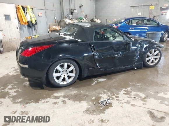 2004 Nissan 350Z Touring with VIN JN1AZ36AX4T014409, listed as a IAAI auction lot 41610945 with 86,756 mi miles. Bid and sale history available at carsss.com. Image 4.