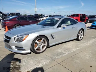 2015 Mercedes-Benz SL-Class SL 550 with VIN WDDJK7DA9FF033987, listed as a Copart auction lot 73691824 with 0 mi miles and Salvage Title. Bid and sale history available at carsss.com. Image 1.