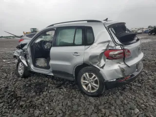 2017 Volkswagen Tiguan S with VIN WVGAV7AXXHK039703, listed as a Copart auction lot 59175923 with Not provided miles and Salvage title. Bid and sale history available at DreamBid. Image 2.