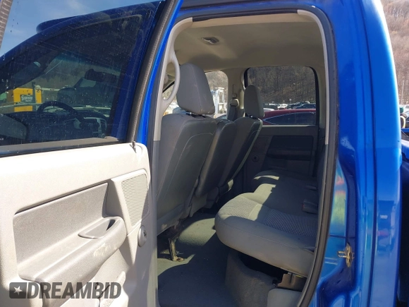 2007 Dodge 1500 SLT with VIN 1D7HU18N47J541768, listed as a IAAI auction lot 41865815 with 141,156 mi miles. Bid and sale history available at carsss.com. Image 8.