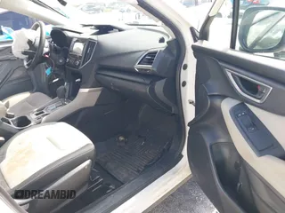 2019 Subaru Forester z VIN JF2SKACC3KH468292, wystawiony jako IAAI lot #42723489 z przebiegiem 80 120 mil mil oraz . Historia ofert i sprzedaży dostępna na DreamBid. Obrazek 5.