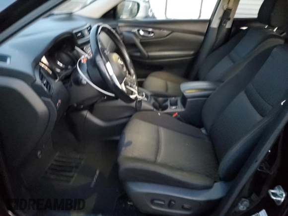 2020 Nissan Rogue SV z VIN JN8AT2MT0LW039933, wystawiony jako Copart lot #82668114 z przebiegiem 95 845 mil mil oraz Szkoda całkowita • Salvage title. Historia ofert i sprzedaży dostępna na DreamBid. Obrazek 7.
