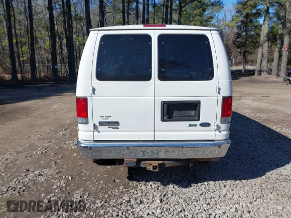 2011 Ford Econoline Passenger XL with VIN 1FBNE3BL8BDA78431, listed as a IAAI auction lot 41604795 with 179,493 mi miles. Bid and sale history available at carsss.com. Image 16.